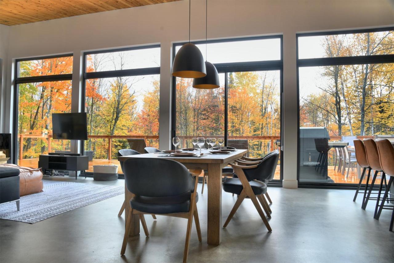 Kallm-Mont-Tremblant Chalet With Hot Tub, Pond & Beach On Private 7Acre Estate Lac-Superieur Exteriér fotografie