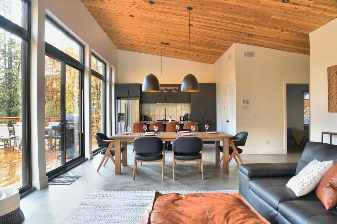 Kallm-Mont-Tremblant Chalet With Hot Tub, Pond & Beach On Private 7Acre Estate Lac-Superieur Exteriér fotografie