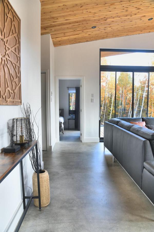 Kallm-Mont-Tremblant Chalet With Hot Tub, Pond & Beach On Private 7Acre Estate Lac-Superieur Exteriér fotografie