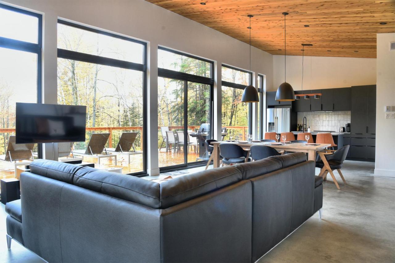 Kallm-Mont-Tremblant Chalet With Hot Tub, Pond & Beach On Private 7Acre Estate Lac-Superieur Exteriér fotografie