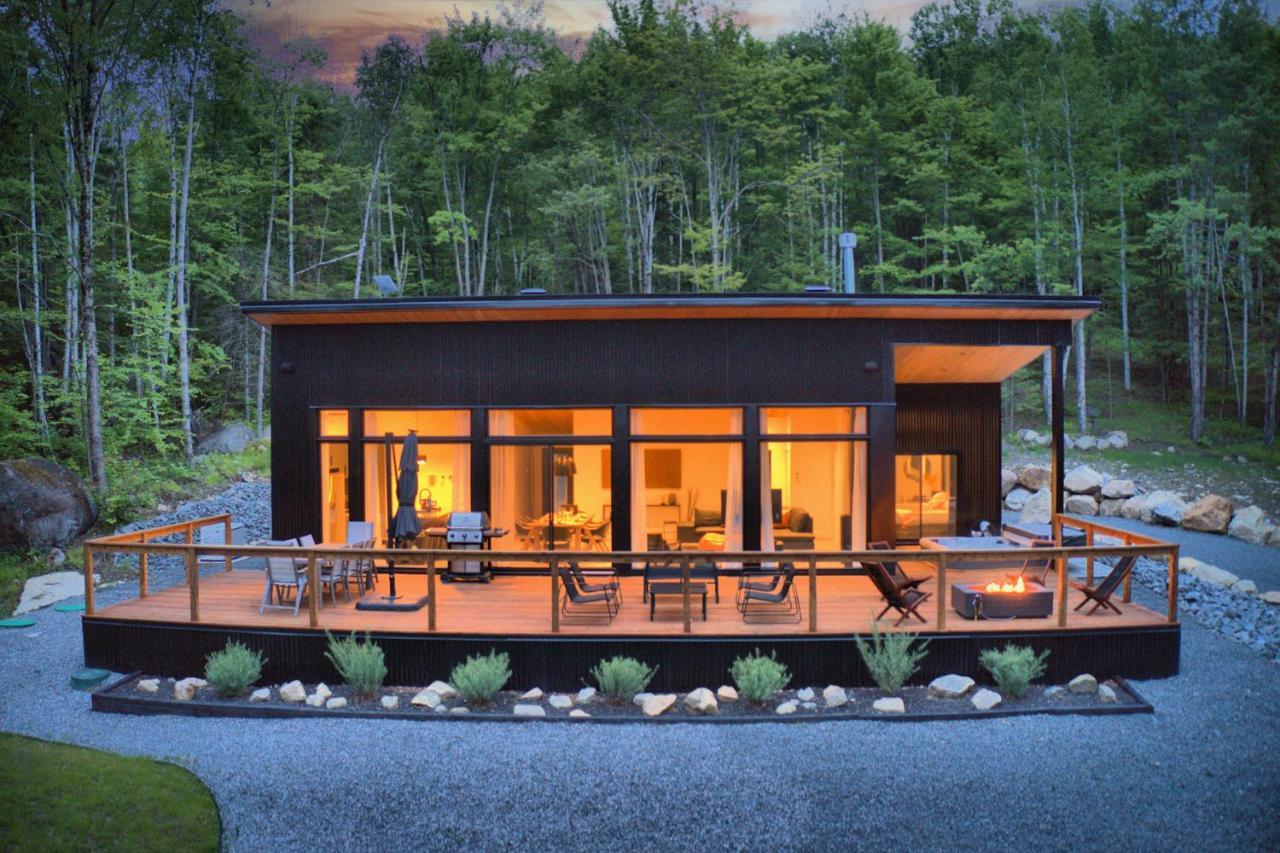 Kallm-Mont-Tremblant Chalet With Hot Tub, Pond & Beach On Private 7Acre Estate Lac-Superieur Exteriér fotografie