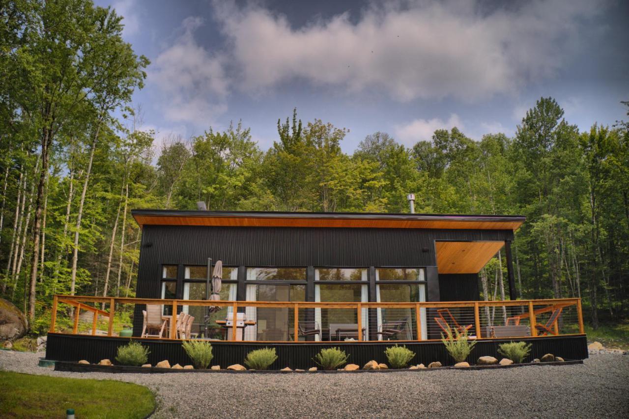 Kallm-Mont-Tremblant Chalet With Hot Tub, Pond & Beach On Private 7Acre Estate Lac-Superieur Exteriér fotografie